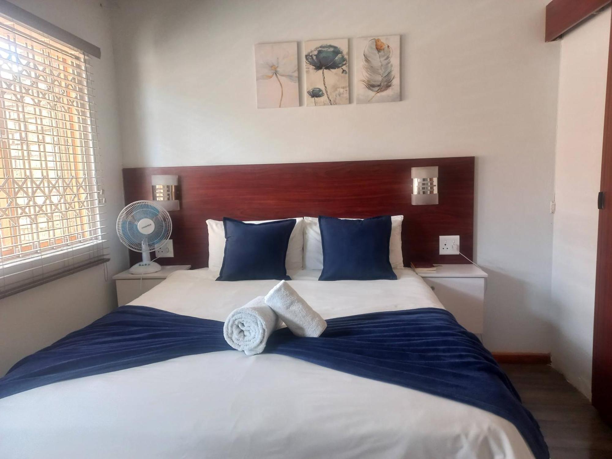 Eagle'S Nest B&B 昆斯敦 外观 照片